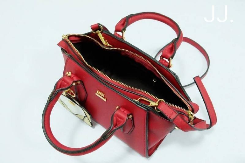 กระเป๋า LYN เกรดพรีเมี่ยม (มีถุงผ้า/ป้าย Lyn)