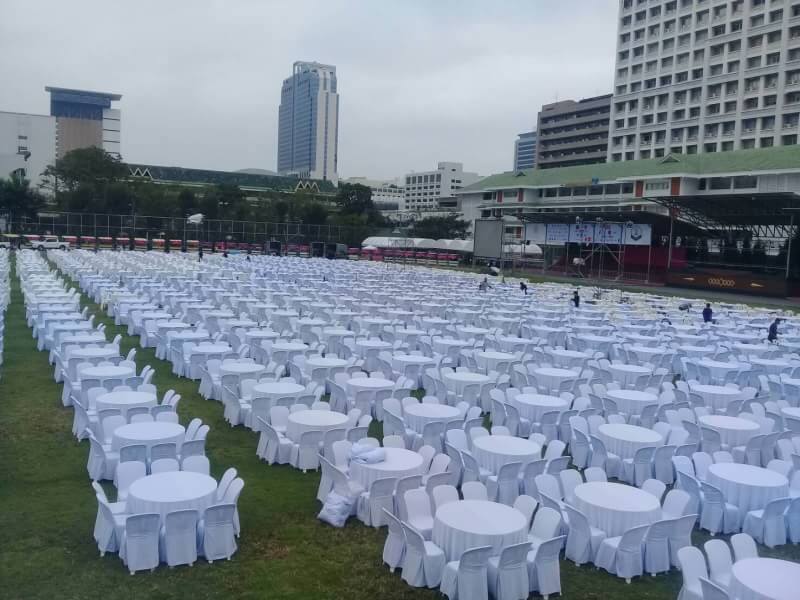 ให้เช่าเก้าอี้พลาสติก เบาะนวม เช่าเต็นท์ เช่าโต๊ะจีน โต๊ะเหลี่ยม เช่าพัดลมแอร์ โซฟา โทร 0628123629