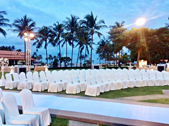 ให้เช่าแอร์อุดรธานีเช่าพัดลมไอน้ำเช่าพัดลมไอเย็นเช่าเก้าอี้เช่าเต็นท์เช่าโต๊ะเช่าพรมโทร 0628123629