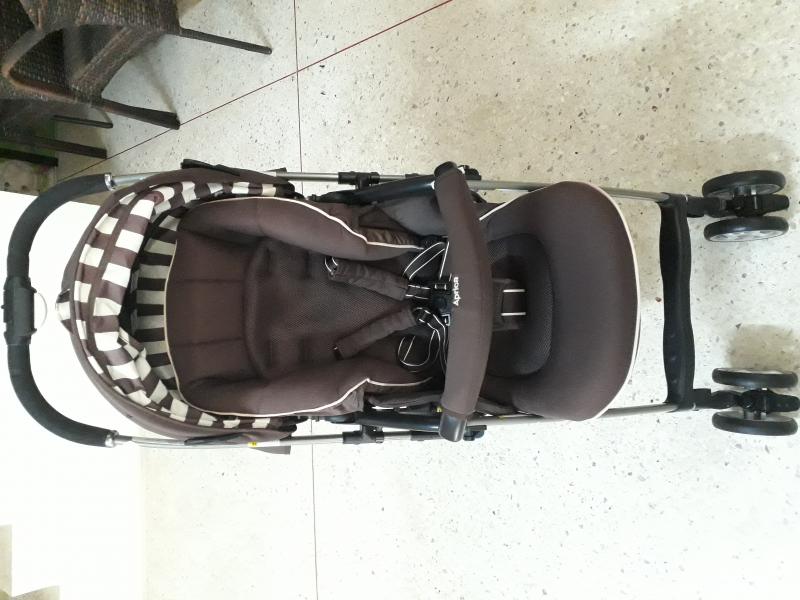 Aprica luxuna BR auto 4 wheels