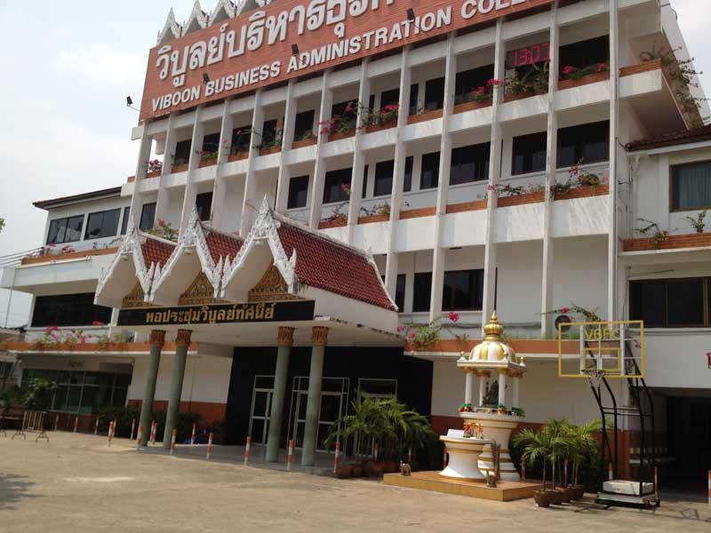 ให้เช่าล๊อคขายอาหาร ,ร้านถ่ายเอกสาร , ขายขนมขบเคี้ยว ค่าเช่า 6000 บ/เดือน ในวิทยาลัยเทคโนโลยีวิบูลย์บริหารธุรกิจ ท่าพระ บางกอกใหญ่ กรุงเทพ โทร 086-368-1823