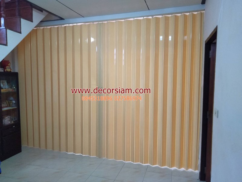 จำหน่ายผ้าม่าน ม่านหลุยส์ ม่านปรับแสง มู่ลี่ไม้ ฉากกั้นห้อง พร้อมประเมินราคา