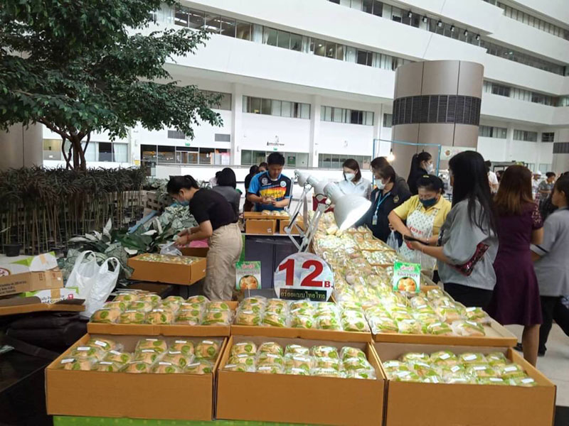 รับตัวแทน ขนมปังมะพร้าวสามพราน จัดร้านให้ถึงที่ การันตียอด 8บ ไม่มีค่าเฟรนไชส์ 1- 30 เมย.63 นี้ เท่านั้น