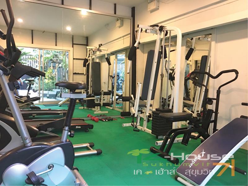 Silom  for rent K-House  Sukhumvit 71  Nice Apartment style Condo close to  Silom  @BTS  Sala Daeng Station , on Sukhumvit71  BTS  Phra Khanong station    Soi Pridi Banomyong 14 Yaek 4 Tel.088-5245959