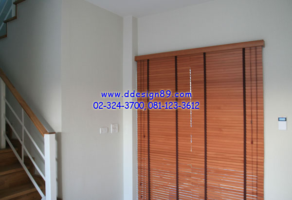 ผ้าม่านลายเส้นขีด ฉากกั้นห้องPVC ม่านม้วนทึบแสง นิคมอุตสาหกรรมปินทอง มาคิตะ