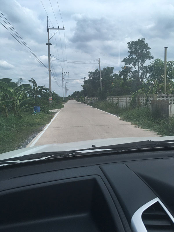 ขายที่ดิน มีโฉนด 50 ตรว ย่านประตูน้ำพระอินทร์ ฝั่งคลองหลวง ปทุมธานี ซ. คลองสาม 16/5 (ด้านหน้าเป็น ศูนย์ฝึกอบรมรักษาความปลอดภัยชั้นสูง(ADSEC))เลียบคลองรพีพัฒน์ ใกล้ตลาดไท อบต พยอม วังน้อย ทำเลดี เหมาะทำที่อยู่อาศัย อพาร์ทเม้น หรือหอพัก หรือซื้อไว้เก็งกำไร ก็สุดคุ้ม เพราะพื้นที่กำลังขยายความเจริญขึ้นเรื่อยๆค่ะ โตเร็วมากถ้าเข้าจากพระอินทร์ โรงเรียนเสริมมิตรวิท�