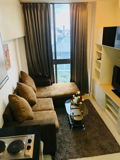 ให้เช่า For Rent คอนโดไอดีโอ Ideo สาธร-ตากสิน อยู่ติดBTSรถไฟฟ้ากรุงธนบุรี ขนาด1ห้องนอน ห้องมุม 37.45ตรม. ลดราคาช่วงโควิท พิเศษ 16900/เดือน