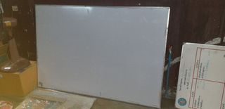 กระดานไวท์บอร์ดมือ2สภาพดี ขนาด40x60cmราคา80บาท/ขนาด60x80cmราคา250บาท/ขนาด60x90cmราคา480บาท/ขนาด0.90×1.50cm ราคา800บาทและขนาด1.20x1.75cmราคา1200บาท สอบถามได้ที่ เฮง0837778672