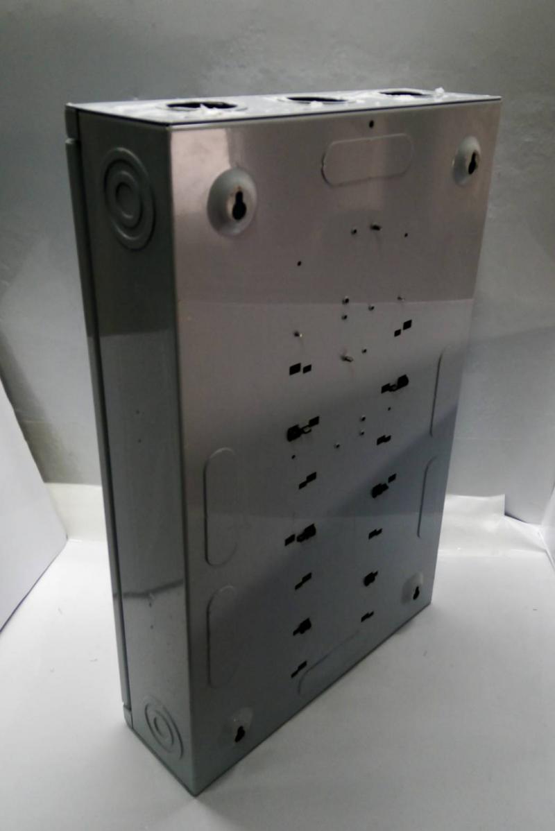 ตู้​คอนโทรล​ไฟฟ้า​มือสอง​ขนาด​5x24x15cmพร้อมอุปกรณ์ตามภาพ ​แบรนด์​snhneid​e​relectric​รุ่น​D​square​ ราคา​3400​บาท ​สนใจ​ติดต่อ ​เฮง0837778672