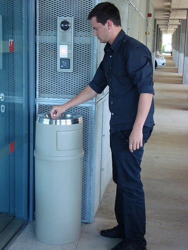 Ash andTrash Classic Container  with Swing lid