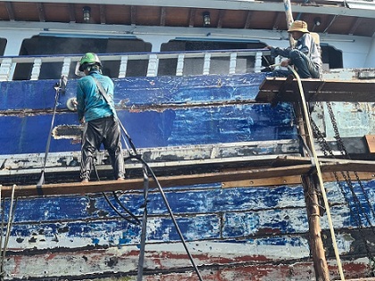 จำหน่ายไม้เพื่อใช้ในการทำเรือต่อเรือซ่อมเรือทุกชนิด  โรงไม้-จำหน่ายไม้ตัวเรือไม้ตะเคียน ไม้ดีราคาถูกต้องบอกต่อ