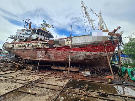 อู่ซ่อมเรือผลิตต่อเรือและจำหน่ายอุปกรณ์เรือ #อู่เรือผลิตและจำหน่ายอุปกรณ์เรือ#อู่ซ่อมเรือบริการซ่อมเรือทุกส่วนงาน#ผลิตและจำหน่ายสินค้าเกี่ยวกับเรือทุกชนิด#ให้บริการงานกลึง#ให้บริการงานตัดCNC.#รับหล่อโลหะทุกชนิดสแตนเลสทองเหลืองเหล็กหล่อ#บริการงานซ่อมสร้างงานใบจักรเรือเพลาเรือ#เรือโยงเรือลากจูงซ่อม#ผลิตชิ้นส่วนและอุปกรณ์ต่างๆติดตั้งบนเรือทุกชนิด การทำงานจบที่อู่เดียว
