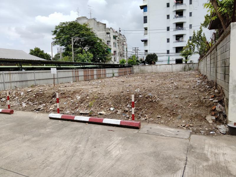 ขายที่สวย 96 ตรว. ถมแล้ว ซอยแจ้งวัฒนะ-ปากเกร็ด4 ตรงข้ามเทศบาลปากเกร็ด