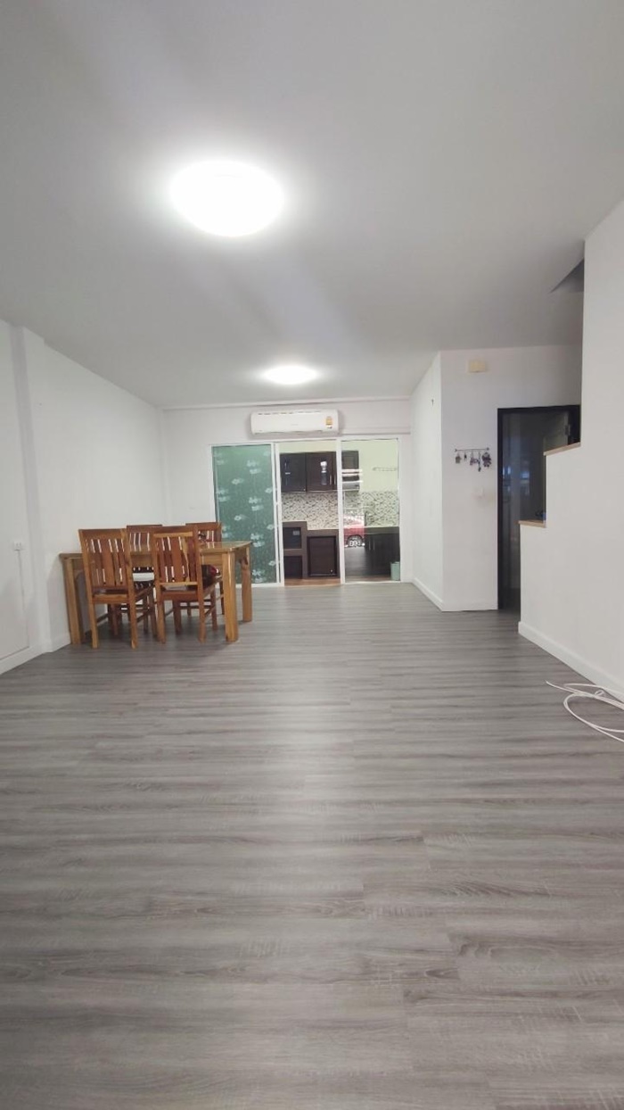 ให้เช่า ทาวน์โฮมสภาพนางฟ้า 3 นอน 2 น้ำ 2 จอด หมู่บ้าน ศุภาลัย พร้อมอยู่