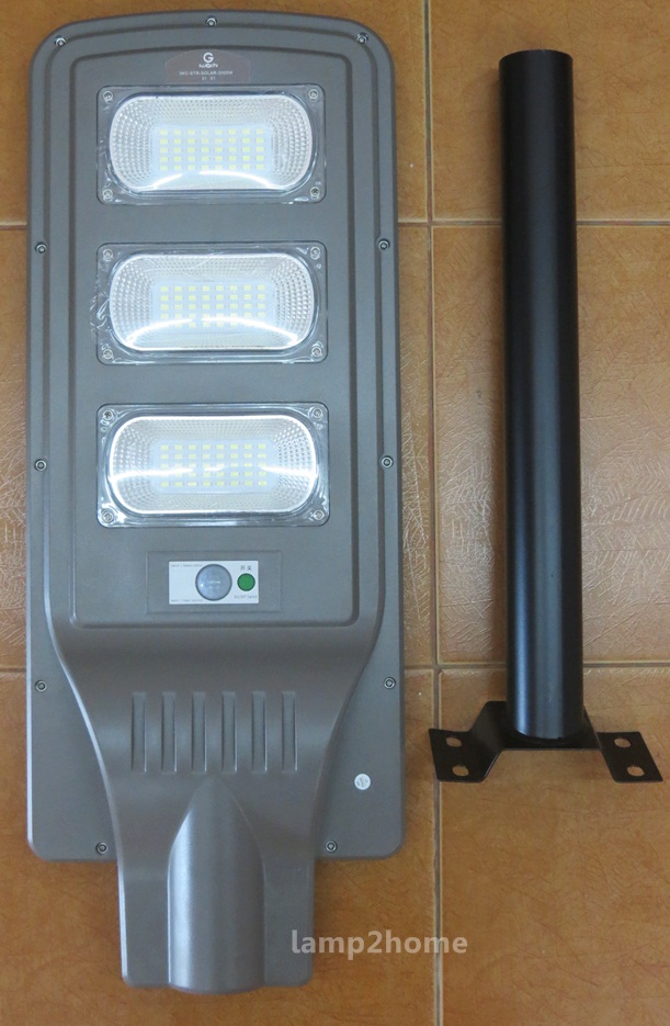 โคมถนนโซล่าเซลล์ 2000w (มีเซ็นเซอร์)