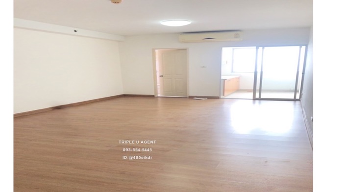 ขายด่วน คอนโด ศุภาลัย ปาร์ค แยกเกษตร ห้องเปล่าชั้น 19 ตึก 21 ห้องนอน 1 ห้องน้ำ 1 ครัวขนาด 35 ตร.มราคาขาย 1.79 ล้านบาทTRIPLE U AGENT093-554-5445ID:@405eikdrพรปวีณ์สิ่งอำนวยความสะดวกที่ Supalai Park Kaset (ศุภาลัย ปาร์ค เกษตร)รวมทั้ง ลิฟท์ ที่จอดรถ การรักษาความปลอดภัย 24 ชั่วโมง กล้องวงจรปิดสระว่ายน้ำ ฟิตเนส สวนหย่อม / พื้นที่จัดบาร์บีคิว ร้านค้าในโครงการ ร้านอาหารในโครงการ wi-fiสถานที่Supalai Park Kaset (ศุภาลัย ปาร์ค เก�