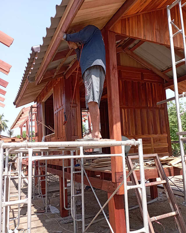 ลดแรงส์! 80,000!! บ้านน็อคดาวน์กำแพงเพชร เหลือ  200,000 บ ด่วน เพียง 5 หลังเท่านั้น บ้านไม้น็อคดาวน์, บ้านไม้สำเร็จรูป, รับสร้างบ้านน็อคดาวน์ตามออเดอร์ วัสดุคุณภาพดี พื้นไม้ประดู่ ฝาไม้ประดู่