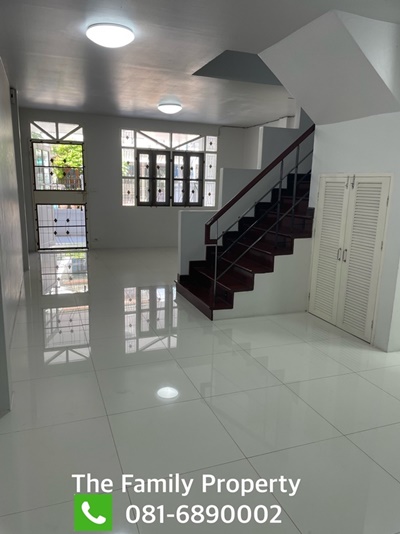 ให้เช่าทาวน์โฮม 4 ห้องนอน ซ.ราม180 ทำโฮมออฟฟิศ หรืออยู่อาศัย จดทะเบียนบริษัทได้ ซอยกว้าง น้ำไม่ท่วมค่ะ