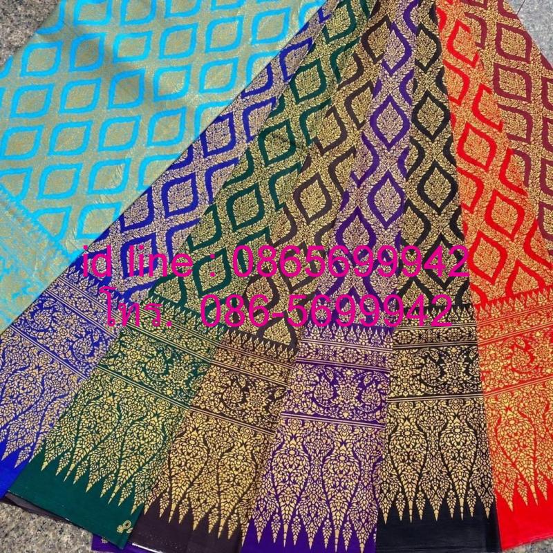 ผ้าถุงดำ, ผ้าถุงไหมสีดำ, ผ้าสีดำ,  ผ้าถุงโทเลสีดำ, ผ้าถุงลายไทยสีดำ, ผ้าถุงพิมพ์ทองสีดำ, ผ้าถุงผ้าฝ้ายสีดำ,  ผ้าดำ, ผ้าตกแต่งเวทีสีดำ, ผ้าตกแต่งรั้วสีดำขาว, ผ้าถุงเป็นม้วนสีดำ, ผ้าถุงเป็นหลาสีดำ, ผ้าถุงเป็นเมตรสีดำ,  ผ้าถุงสำเร็จรูปแบบผูกสีดำ, ผ้าถุงแบบสำเร็จรูปสีดำ,   ผ้าถุงสำเร็จรูปแบบพันตัวสีดำ, ผ้าถุงสำเร็จรูป, ผ้าถุงเย็บสำเร็จ, ขายผ้าถุงสำเร็จรูป, ผ้าถุงแบบมีสายผูก,  ผ้าถุงปาเต๊ะสีดำ,  ผ้าถุงภาคใต้สีดำ,  ผ้าปาเต๊ะดำ,  ผ้าถุงดำ,  ปาเต๊ะดำ,  โสล่งดำ,  ผ้าโสล่งดำ