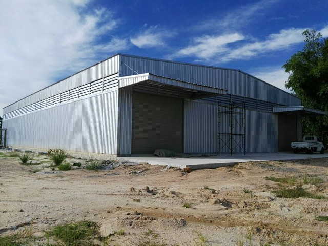 ขายโกดัง / โรงงาน 9 ห้องนอน ใน สบบง, ภูซางขายโรงสีข้าว ขนาดใหญ่ที่สุด ในอ.ภูซาง จ.พะเยาขนาด 30-3-81 ไร่ ติดถนนเส้น 4010ซึ่งเป็นเส้นเดียว กับทางจะไปอุทยานแห่งชาติภูซางขายพร้อมธุรกิจและเครื่องจักรขนาดใหญ่ สภาพดีตัวอย่างสิ่งปลูกสร้าง(สร้างปี 57) เช่น1 โรงสีข้าว สูง25 เมตร กำลังผลิต 100 ตัน ต่อวัน2 ไซโลเครื่องอบข้าว 120 ตัน ต่อวัน3 โกดังเก็บข้าวเปลือก 1,000 ตัน กว้าง 40 * 90 เมตร4 โกดังเ