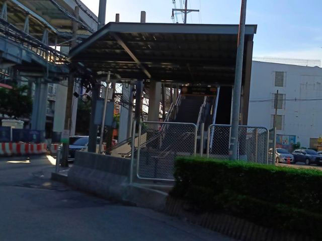 ขายทาวน์เฮ้าส์ 2ชั้น ซ.ลาดพร้าว95 ขายต่ำกว่าตลาด หมู่บ้านปรางค์ทิพย์ ทำเลดี เดินทางสะดวก