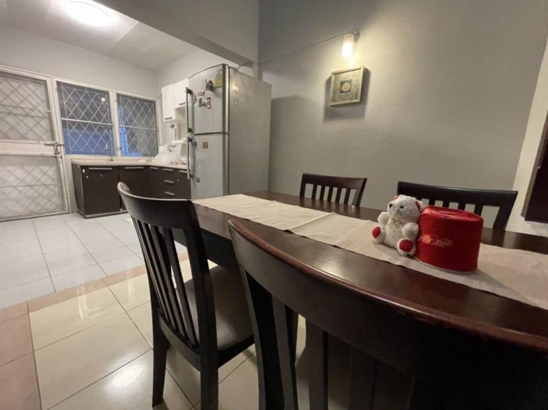 ให้เช่าทาวน์โฮม 3.5 ชั้น ย่านรัชดา-สุทธิสาร ใกล้ MRT สุทธิสาร