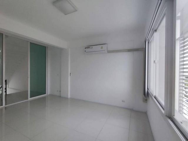 ให้เช่าอาคารพาณิชย์ 4 ชั้น โครงการวิซีโอ รามคำแหง ถนนราษฎร์พัฒนา