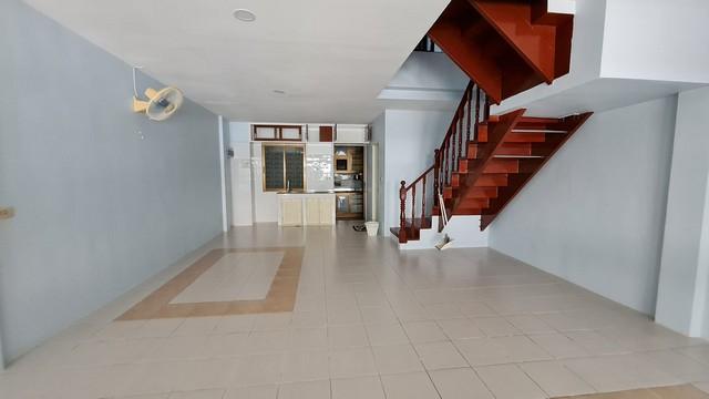 ให้เช่าบ้านทาวน์โฮม 3 ชั้น โครงการบ้านกลางเมือง พระราม 9 ซอย 43