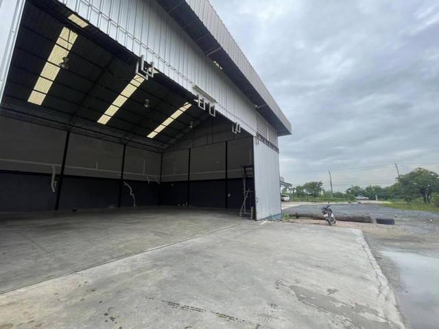 รหัส# RY223 ให้เช่าโกดังพร้อมสำนักงาน พื้นที่รวม 375 ตารางเมตร ถนนพัฒนาชนบท 4 ย่านลาดกระบัง*** ราคาเช่า 55,000 บาท/เดือนรหัสทรัพย์ :: RY223ติดต่อ:: ฐิติพรรณ (ตุ่น) โทร/ID Line:: 0942823961   Line:: https://line.me/ti/p/3xFA1An8Kcรหัส# RY223 ให้เช่าโกดังพร้อมสำนักงาน พื้นที่รวม 375 ตารางเมตร ถนนพัฒนาชนบท 4 ย่านลาดกระบัง*** ราคาเช่า 55,000 บาท/เดือน โกดัง ถนนพัฒนาชนบท 4 ลาดกระบัง ขนาดพื้นที่ 350 ตารางเมตรพื้นที่สำนักงาน 25 ตารางเมตรห้