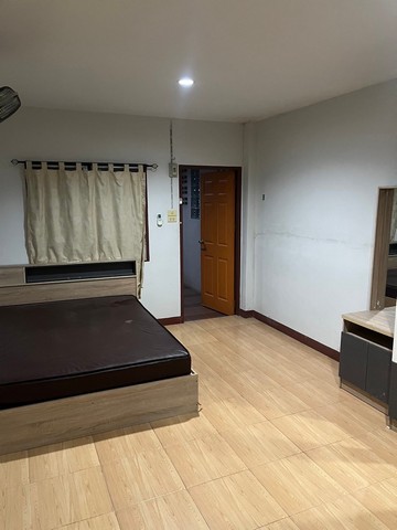 ขายอพาร์ทเม้น 12 ห้อง บางแสนชลบุรี บางแสนล่างซอย3 ตำบลแสนสุข อำเภอเมืองชลบุรี ชลบุรี