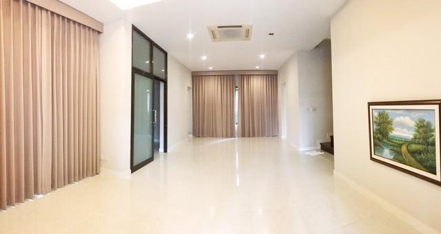 ขายบ้านเดี่ยว3ชั้น4นอนโครงการนาราสิริโทเพียรี่นวมินทร์–รามอินทราNARASIRITOPIARY ย่านเกษตรนวมินทร์