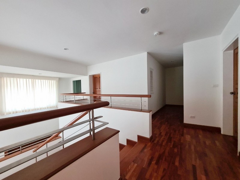 ขายบ้านเดี่ยว2ชั้นหลังมุม5นอนโครงการนิชาดาปาร์ค ISB พร้อมสระว่ายน้ำ ย่านปากเกร็ด นนทบุรี