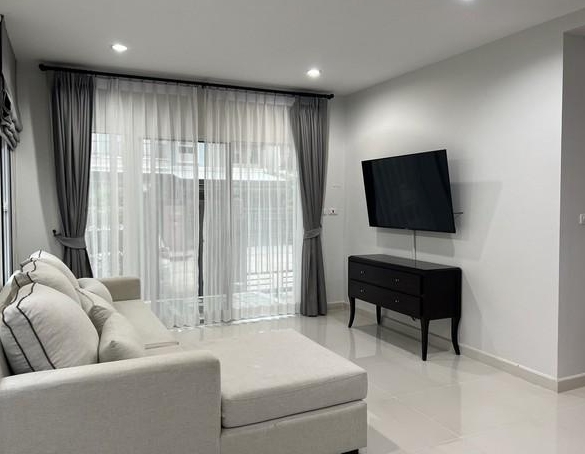 ให้เช่าบ้านเดี่ยว ร ภัสสร เพรสทีจ ลุกซ์ พัฒนาการ 44 พร้อมเฟอร์ ใกล้โรงเรียนนานาชาติ คริสเตียนกรุงเทพ