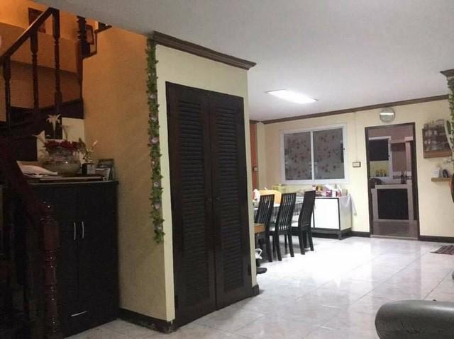 ขายทาวโฮม 3 ชั้น หลังมุม ย่านจตุจักร ทำเลดีใจกลางเมือง ย่านวิภาวดี