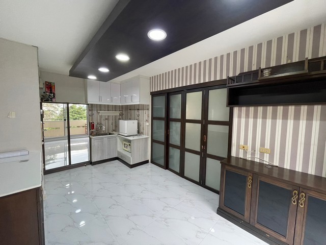 คอนโดห้องใหญ่ อยู่กลางเมือง ใกล้ชิดธรรมชาติ คอนโดบ้านสวนธน รัชดา 36 ซ.เสือใหญ่