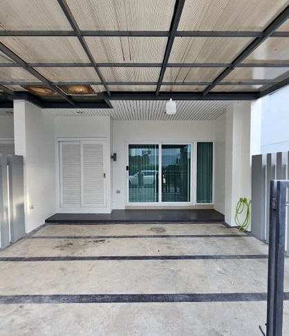 ขายทาวน์โฮม3 ชั้น  SPACE ลาดพร้าว80 เหม่งจ๋าย ขนาด 25 ตรว. พื้นที่ใช้สอย 201 ตรม. 