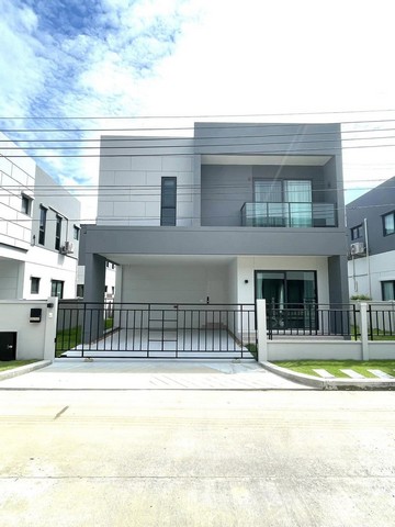 รหัส# TO631 ให้เช่าบ้านเดี่ยว 2 ชั้น 50 ตรว. โครงการเซนโทร บางนา กม.7 ใต้ทางด่วน ติดเมกะบางนา ทำออฟฟิศได้  *** ราคาเช่า 80,000 บาท/เดือน รหัสทรัพย์ # TO631ติดต่อ:: ฐิติพรรณ (ตุ่น) โทร/ID Line:: 0942823961Line:: https://line.me/ti/p/3xFA1An8Kcรหัส# TO631 ให้เช่าบ้านเดี่ยว 2 ชั้น 50 ตรว. โครงการเซนโทร บางนา กม.7 ใต้ทางด่วน ติดเมกะบางนา ทำออฟฟิศได้ *** ราคาเช่า 80,000 บาท/เดือน บ้านเดี่ยว 2 ชั้น โครงการเซนโทร บางนา กม.7 ใต้ทางด่วน ติดเมกะบาง