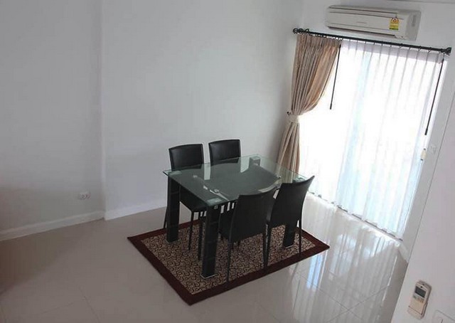 PT12 ให้เช่า ทาวน์โฮม ทาวน์พลัส อ่อนนุช (ลาดกระบัง) TOWNPLUS ONNUTสภาพดี รีโนเวทใหม่ ใกล้ The Paseo ลาดกระบัง เฟอร์นิเจอร์ครบพร้อมเข้าอยู่ราคาเช่า 23,000 บาท/เดือนติดต่อ คุณช่อผกา 0616198565 LINE 0616198565ทาวน์โฮม 3 ชั้น ทาวน์พลัส อ่อนนุช (ลาดกระบัง) สภาพดี รีโนเวทใหม่ขนาด 24 ตารางวาพื้นที่ใช้สอย 150 ตารางเมตร3 ห้องนอน3 ห้องน้ำแอร์ 5 ตัวเฟอร์นิเจอร์พร้อมเข้าอยู่เครื่องใช้ไฟฟ้าครบ TV LED 49   Smart TV,เครื่องซักผ