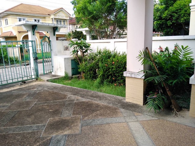 ขายบ้านเดี่ยว 2 ชั้น เนื้อที่ 63 ตารางวา เพอร์เฟคเพลส์ รามคำแหง 164 โซนการ์เด้น ซอย 46 พร้อมอยู่