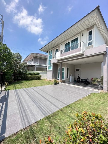 ขายบ้านเดี่ยว พร้อมอยู่ สภาพนางฟ้า ใกล้สนามบินสุวรรณภูมิ ถนนมอเตอร์เวย์สาย7 ทำเลมังกรหน้าโครงการติดถนนหลัก หน้าหลังไม่ติดใคร*** ด่วนได้ทุกอย่างตามภาพที่เห็น***ศุภาลัยไพร์ด บางนา-ลาดกระบัง54 (ซอยวัดศรีวรีน้อย)4 ห้องนอน 3 ห้องน้ำ 1 ห้องครัว 1 ห้องรับแขก จอดรถ ในบ้าน2คัน หน้าบ้าน2คัน พื้นที่ 72 ตารางวา / พื้นที่ใช้สอย 169 ตารางเมตรราคา 5.89 ล้านบาท โทร 0969458285 ต.ศีรษะจรเข้น้อย 