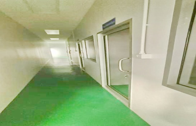 เฟอร์บางส่วน 300ตรว.สหพัฒน์ 4 กม. ให้เช่า เซ้ง มี GMP อาหาร โรงงาน ออฟฟิศห้องประชุม10นอน3น้ำ 7จอดรถ 4 แอร์ ท่าเรือแหลมฉบัง 8 กม.