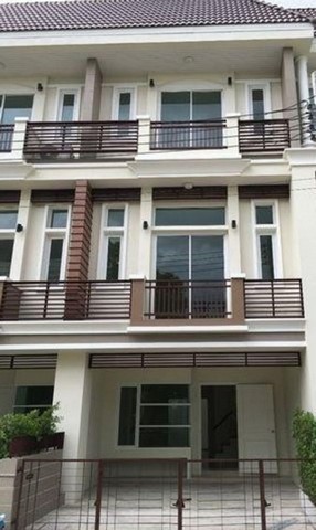 รหัส# TO651 ขายทาวโฮม 3 ชั้น โครงการพรีเมี่ยมเพลส ถนนสุคนธสวัสดิ์ 38 ย่านเกษตรนวมินทร์ เลียบด่วน*** ราคาขาย 6.78 ล้านบาท รหัสทรัพย์ # TO651ติดต่อ:: ฐิติพรรณ (ตุ่น) โทร/ID Line:: 0942823961 Line:: https://line.me/ti/p/3xFA1An8Kcรหัส# TO651 ขายทาวโฮม 3 ชั้น โครงการพรีเมี่ยมเพลส ถนนสุคนธสวัสดิ์ 38 ย่านเกษตรนวมินทร์ เลียบด่วน*** ราคาขาย 6.78 ล้านบาท  ทาวโฮม 3 ชั้น โครงการพรีเมี่ยมเพลส ถนนสุคนธสวัสดิ์ 38 ย่านเกษตรนวมินทร์ เลียบด่ว