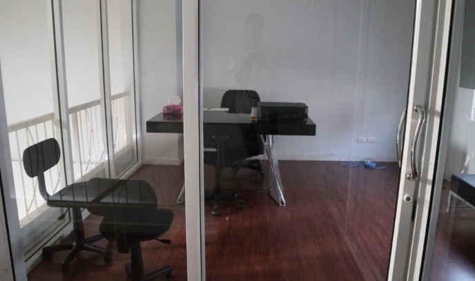 ให้เช่าทาวน์โฮม โฮมออฟฟิศ 4 ชั้น หมู่บ้านรวิภา สุขุมวิท103 อุดมสุข