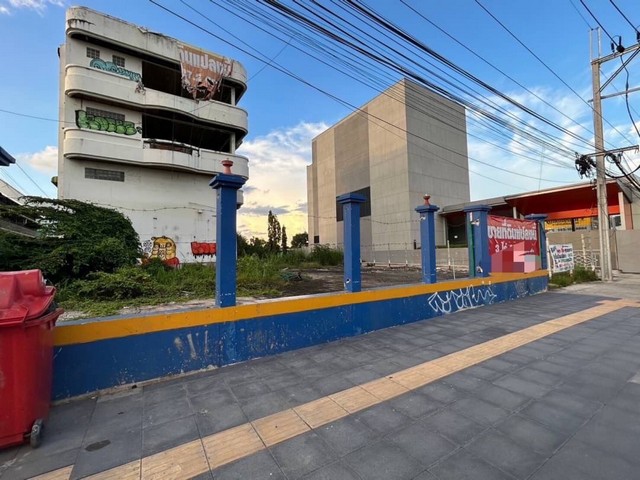 ขายที่ดินเปล่า เนื้อที่ 3 ไร่ 29.6 ตารางวา เหมาะสำหรับสร้างคอนโด