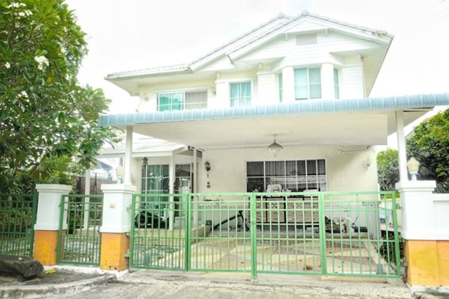 ให้เช่า ขาย-เช่า บ้านเดี่ยว 2 ชั้น APL สุวรรณภูมิ สุขาภิบาล2 แยกทุ่งเศรษฐี รักสัตว์ เฟอร์ พร้อมเข้าอยู่ 70 ตรว. 4นอน 3น้ำ 2จอดรถ 5แอร์