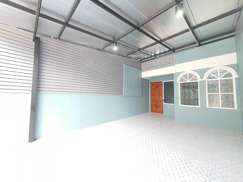 ขายทาวน์เฮ้าส์ 2 ชั้น หมู่บ้านวิสาหกิจ รีโนเวทใหม่ทั้งหลัง บ้านสวย ทำเลวัดสวนแก้ว