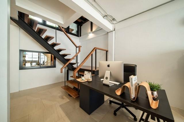 EPL-HR2691 ให้เช่าทาวน์โฮม3ชั้น ใกล้BTSเอกมัย ซ.เอกมัย 22 เข้าทางปรีดีย์43 พื้นที่ใช้สอย 250 ตารางเมตร จำนวน 3 ชั้น 3 ห้องนอน 3 ห้องน้ำ