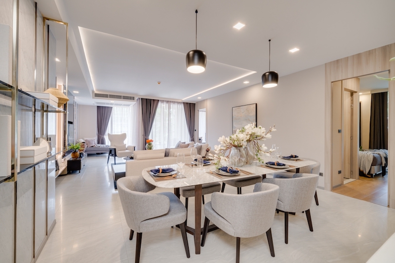 BH2454 ให้เช่า ฟินน์ สุขุมวิท 31 3 ห้องนอน 3 ห้องน้ำ ใกล้ BTS สถานีอโศก 117 ตร.ม. ชั้น 2 (สูง 8 ชั้น)  เฟอร์ครบ