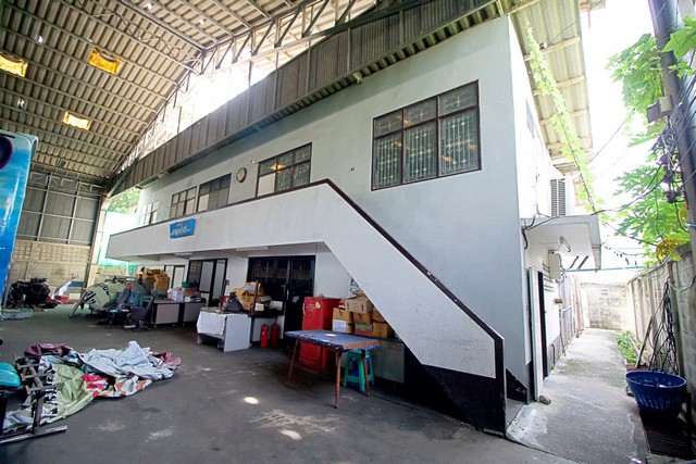 ขายที่ดิน พร้อม อาคาร ติดถนนแสงชูโต ต.ปากแพรก อ.เมือง กาญจนบุรี