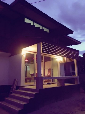 ขายด่วน บ้านเดี่ยว ขนาด 100 ตารางวา ตำบลในเมือง อำเภอเมือง จังหวัดขอนแก่น ขนาด 100 ตารางวา  6 ห้องนอน 2 ห้องน้ำสถานที่ใกล้เคียงโรงแรมพร โรงเรียนวัดกลาง ศูนย์เทเลวิซ ราคาขาย ราคา 7 ล้านต่อรองได้สนใจโทรติดต่อสอบถามรายละเอียดเพิ่มเติมได้ที่เบอร์ติดต่อ เบอร์0919391956พิกัด ตำบลในเมือง อำเภอเมือง จังหวัดขอนแก่น